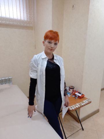 Надюша